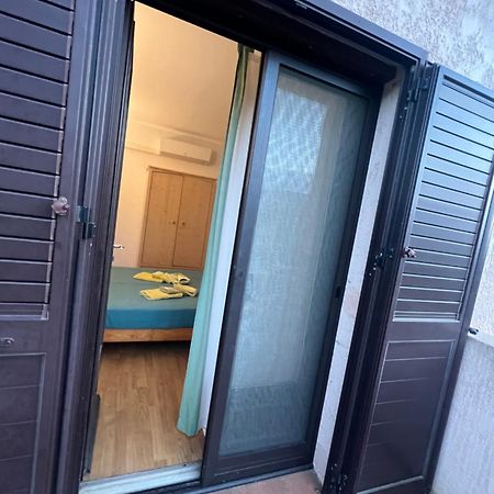 Chambres Et Tables D'Hotes Zelia & Jacques Berquez Пьяноттоли-Кальдарелло Экстерьер фото